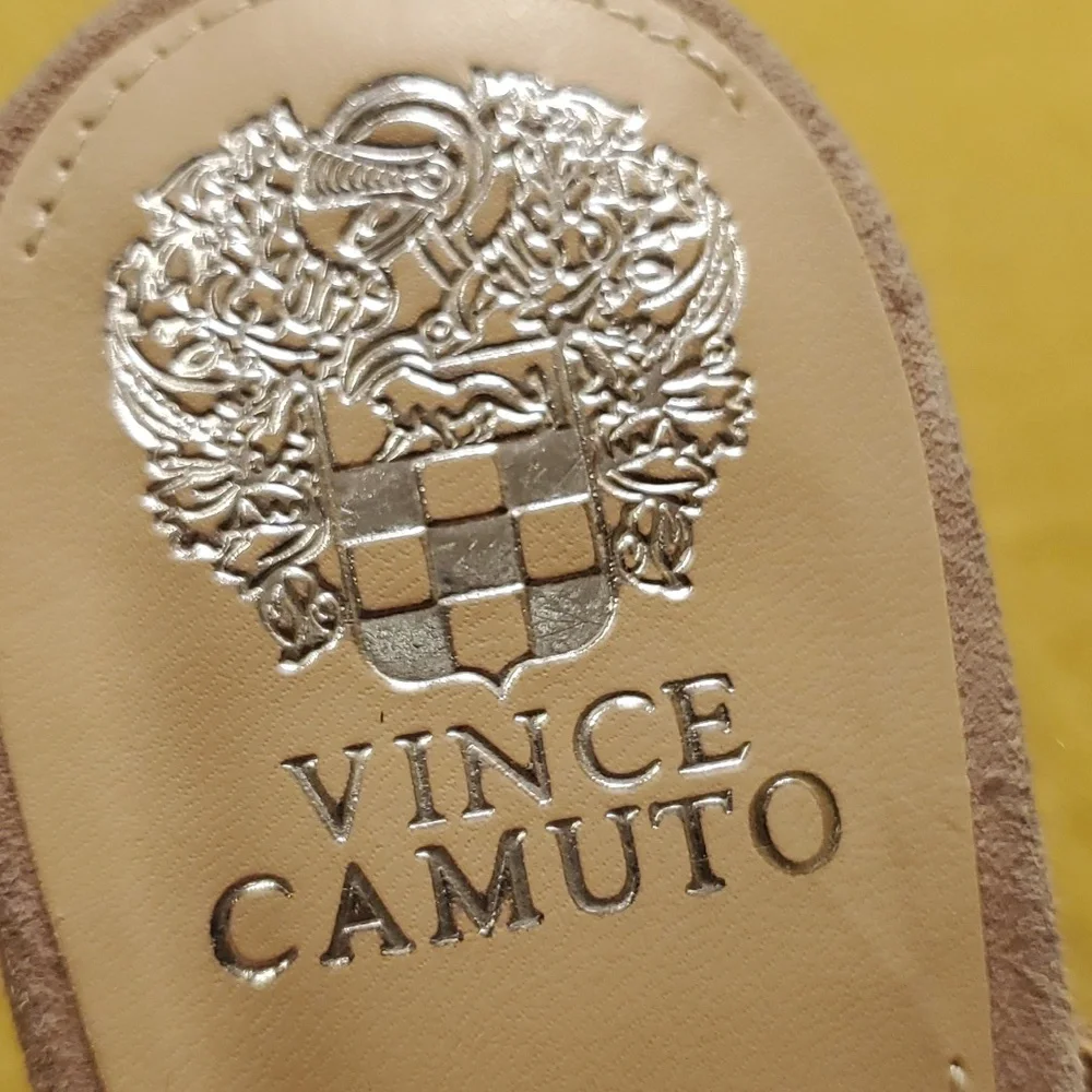 Vince Camuto sexy sandels sz 9 - Picture 9 of 9